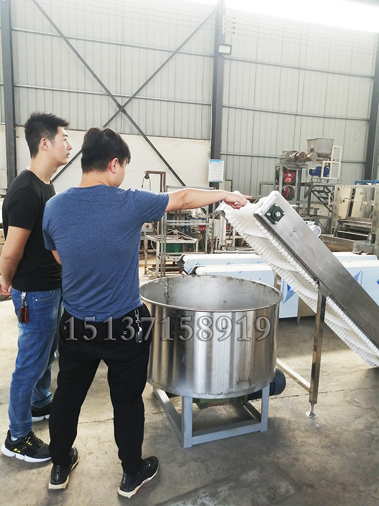 米線機生產車間 米線機生產車間