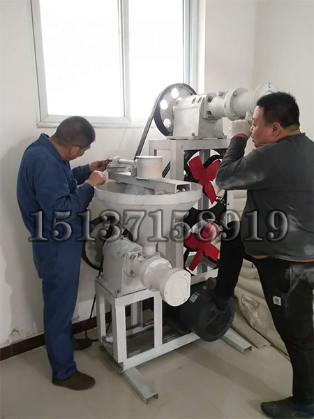 多功能米線機調試現(xiàn)場 多功能米線機調試現(xiàn)場